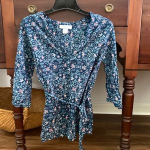 Motherhood Maternity Size S Beautiful Shirt